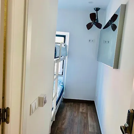 Apartament With Private Bathroom In